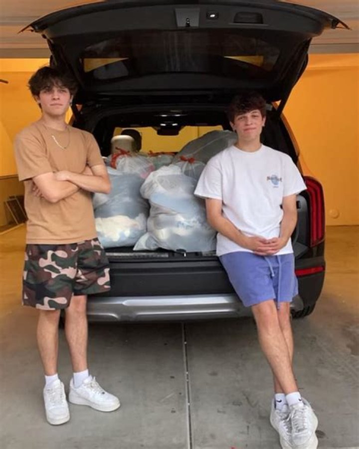 Marie Lopez- Bio, Age, Height, Net Worth, Boyfriend, Dating