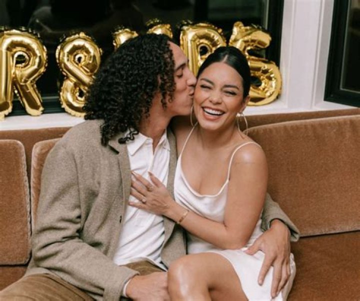 Mayeli Alonso Clarifies Dispel Cheating Rumors. Know About Her New Husband