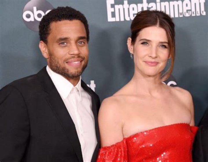 Michael Ealy Biography: Wife, Age, Movies, Net Worth, Parents, Children, Instagram, TV Shows, Twin Brother, Wikipedia, Height