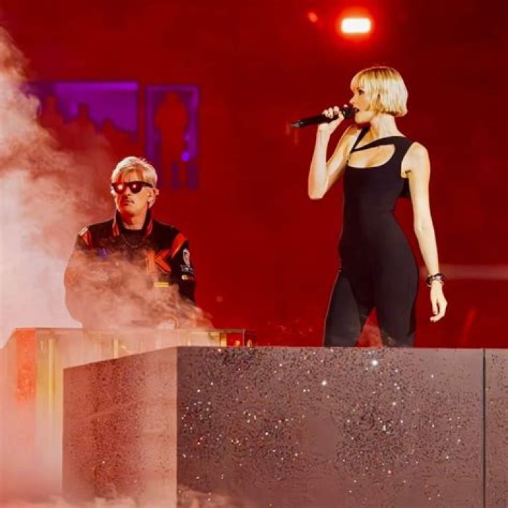 Nikki Vianna Shines on Vasco's New Electro-Pop Track "Two Shots"