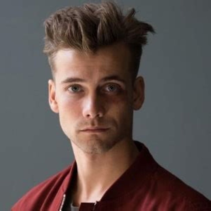 Oliver Dench Wiki; Dating, Family, Parents, Height, Age & Facts