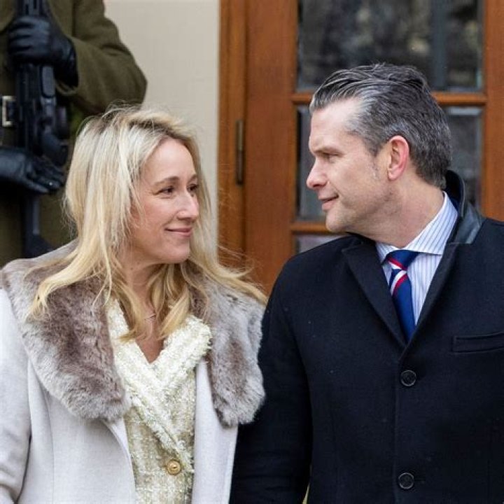 Pete Hegseth's wife, Jennifer Rauchet Biography: Age, Height, Net Worth, Wikipedia, Siblings, Children, Photos