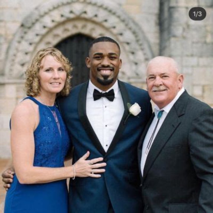 Raheem Mostert- Wiki, Age, Height, Wife, Net Worth, Ethnicity, Career