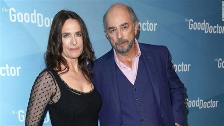 Richard Schiff Biography: Parents, Children, Age, Wife, Net Worth, Instagram, Height, Wikipedia, Movie, Awards