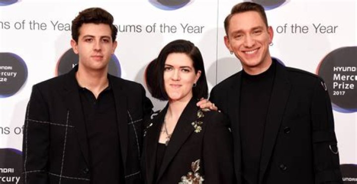 Romy Madley Croft’s Boyfriend: Who is Romy Madley Croft Dating?