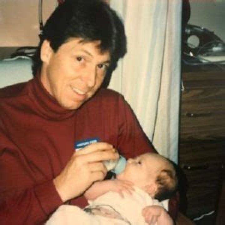 Ron Gibbs- Age, Height, Net Worth, Wife, Career, Nationality