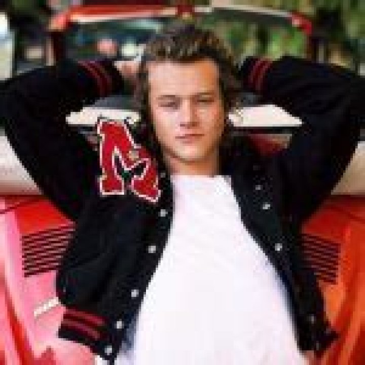 Rudy Pankow Wiki; Height, Girlfriend, Age, Birthday, Movies, Eye Color, Facts