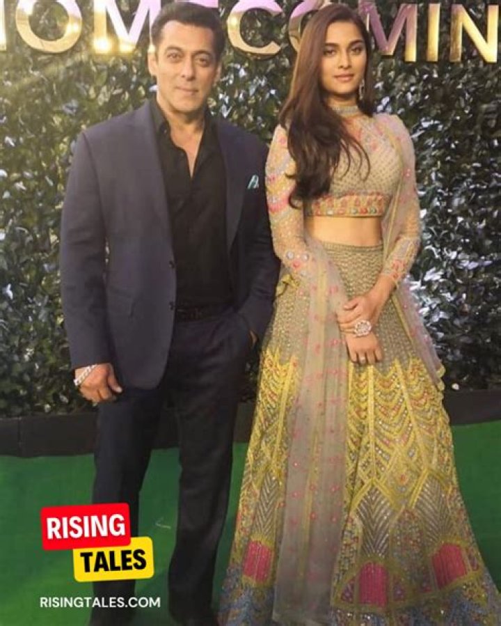 Saiee Manjrekar- Bio, Wiki, Age, Height, Weight, Net Worth, Relationship