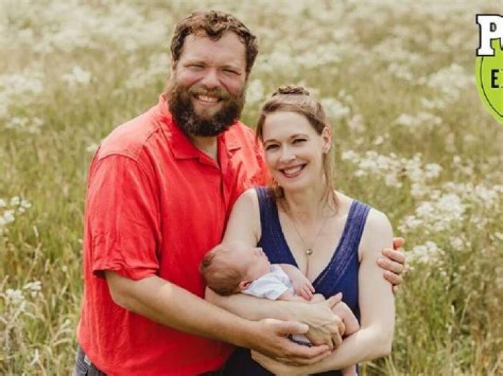 Sarah Van der Pol » Age, Net Worth, Family, Bio, News