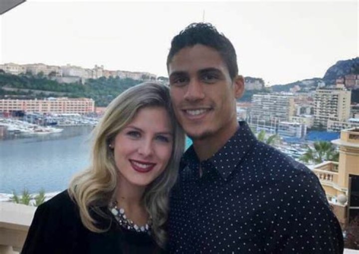 Sophie Turner Biography: Age, Height, Net Worth, Instagram, Husband, Tattoo, Baby, Wikipedia, Boyfriend, Movies, TV Shows