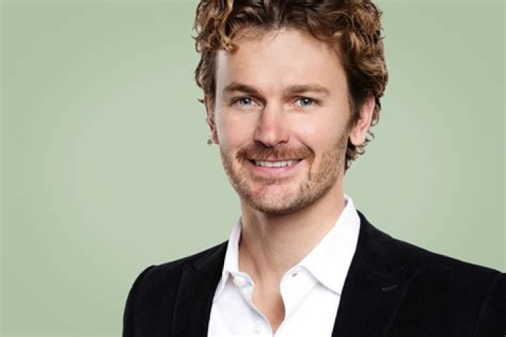 Steuart Walton Wikipedia, Age, Height, Kelly Rohrbach Husband, Instagram, Net Worth 2022