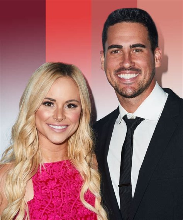 The Bachelorette News: Josh Murray Denies Being Controlling, Verbally Abusive – Can’t Land A Girlfriend Now!