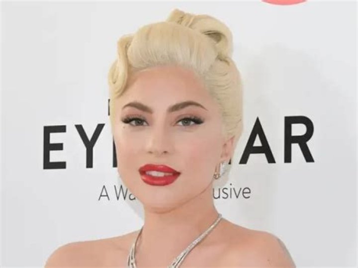 Top Celebrities Who Use Coupons: Prepare Yourself To Get Surprised