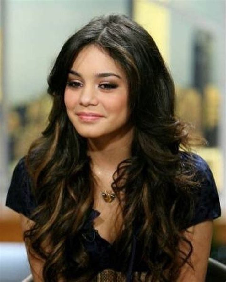 Vanessa Hudgens Biography: Movies, Age, Net Worth, Husband, Parents, Height, Instagram, Ex-boyfriend