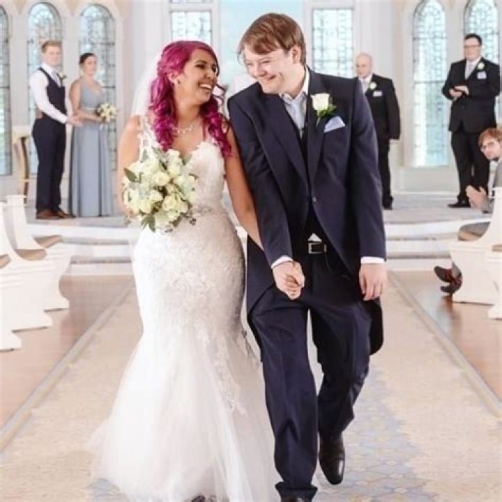 Who Is British Gamer Yammy XOX Husband, Checkout Yammy XOX Wedding Video!