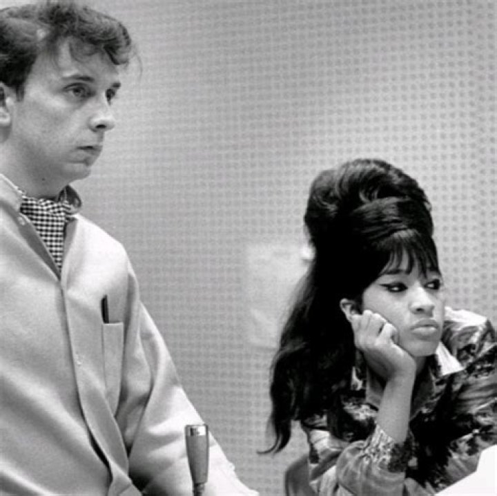 Who is Donte Phillip Spector? Phil and Ronnie Spector's son Biography: Age, Siblings, Net Worth, Family, Wife