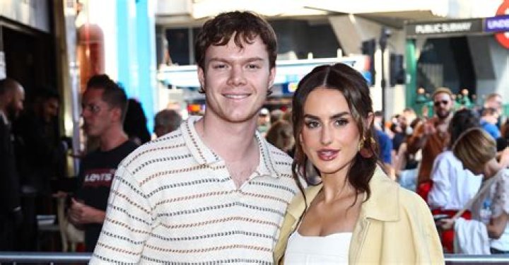 Who is Greg Davies Dating – Greg Davies's Girlfriend & Exes