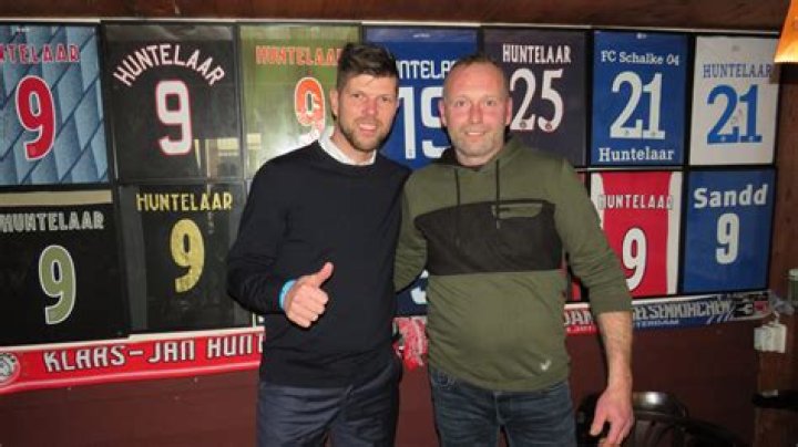 Who is Klaas-Jan Huntelaar Dating – Klaas-Jan Huntelaar's Girlfriend & Exes