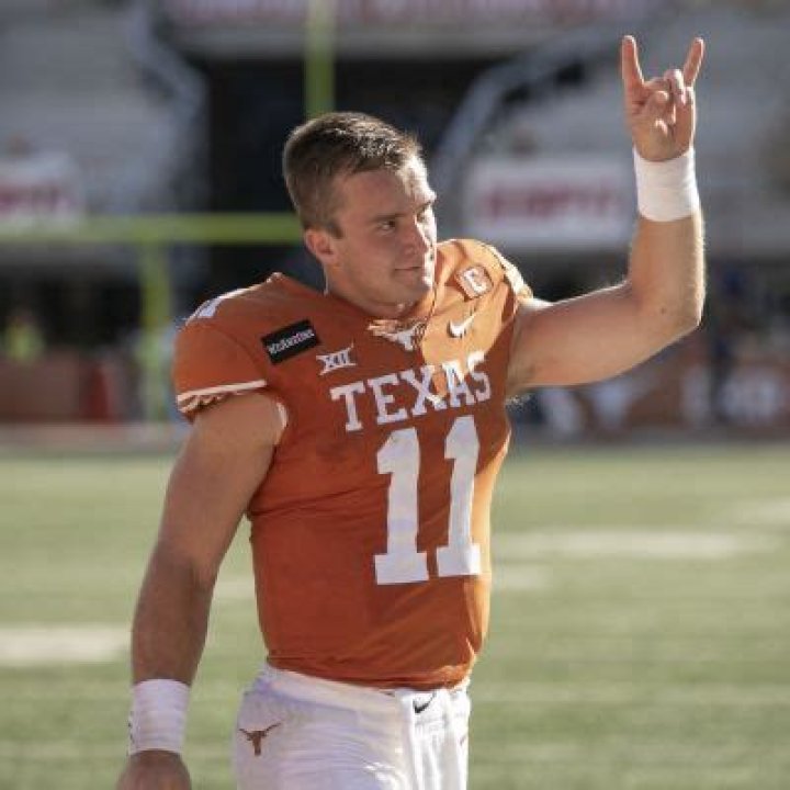 Who is Sam Ehlinger? Wiki, Age, Height, Net Worth, Girlfriend, Dating