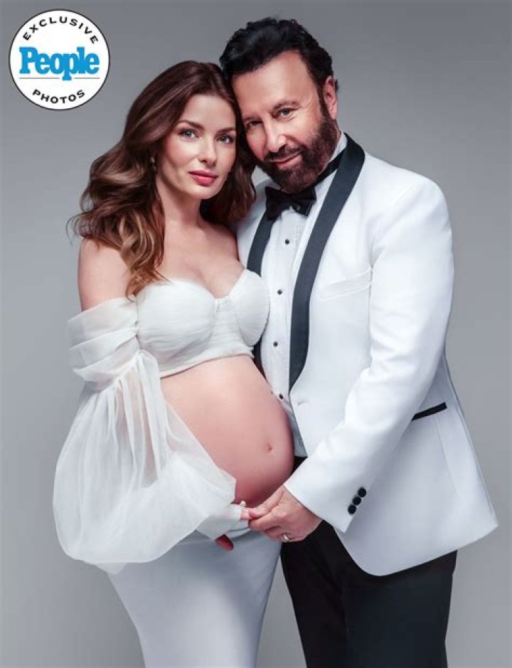 Who Is Yakov Smirnoff? Wiki, Age, Height, Wife, Net Worth, Ethnicity