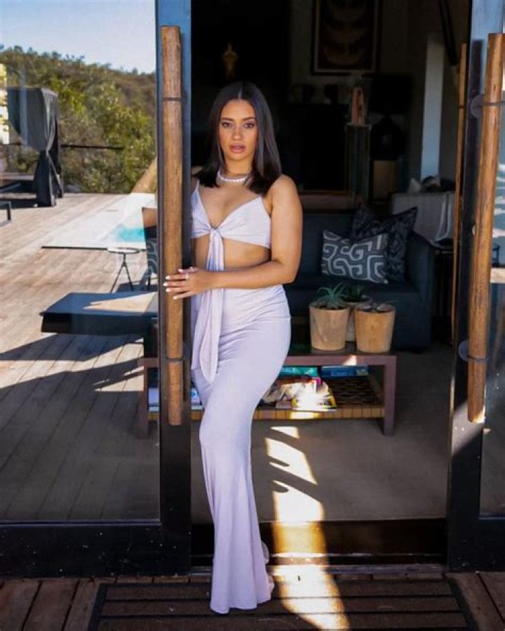 Zandile Gumede Biography: Age, House, Net Worth, Husband, Children, Qualifications, Salary